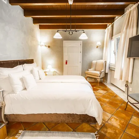 Casa Tess Boutique 4*